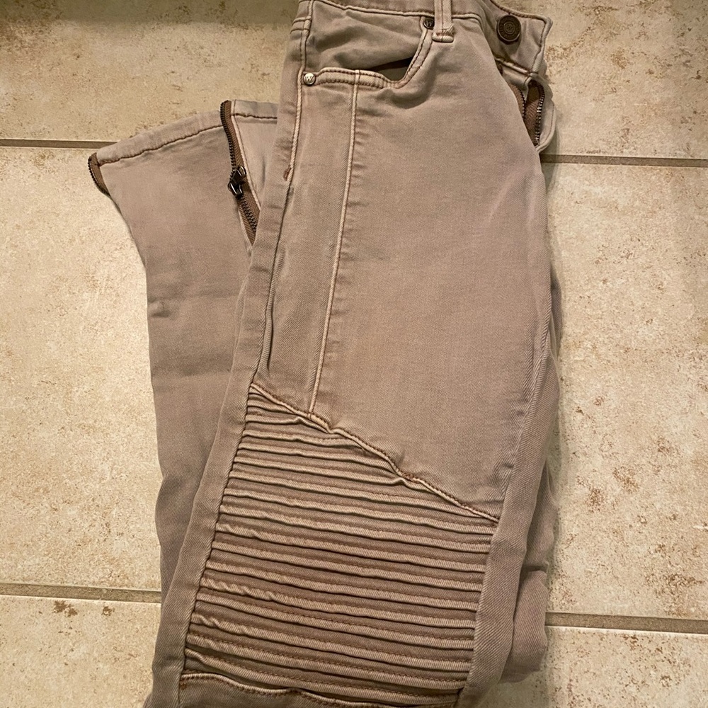 Kaki skinny jeans
